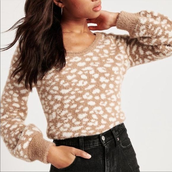 Abercrombie & Fitch Sweaters - Abercrombie & Fitch Super Soft Sweater Small
